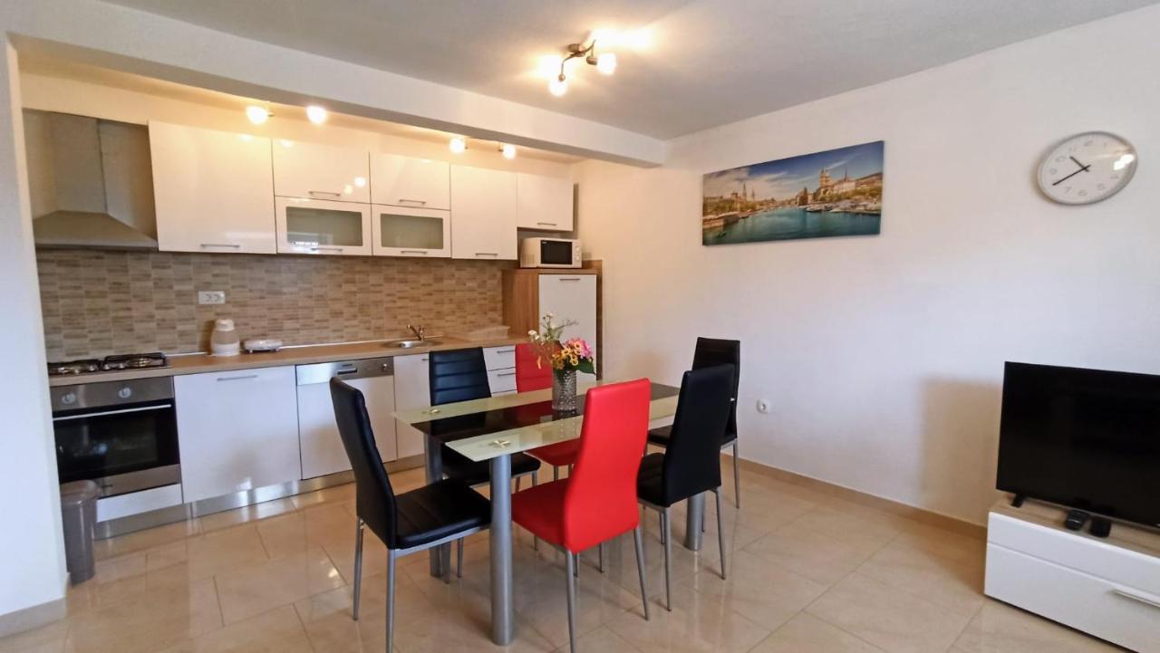 Holiday Apartments Maslina Paho Babino Polje Eksteriør billede